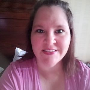 Meet your Posher, Suzanne